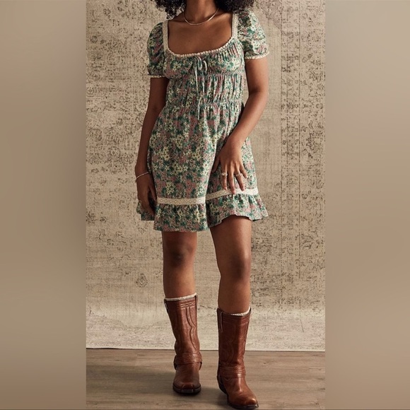NWT Urban Outfitters Alice Green Floral Mini Dress - Picture 2 of 4